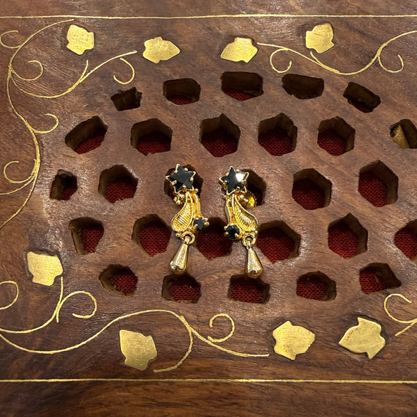 Gold Stud - STG0056