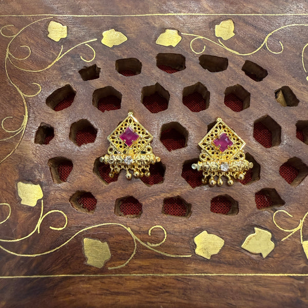 Gold Stud - STG0051