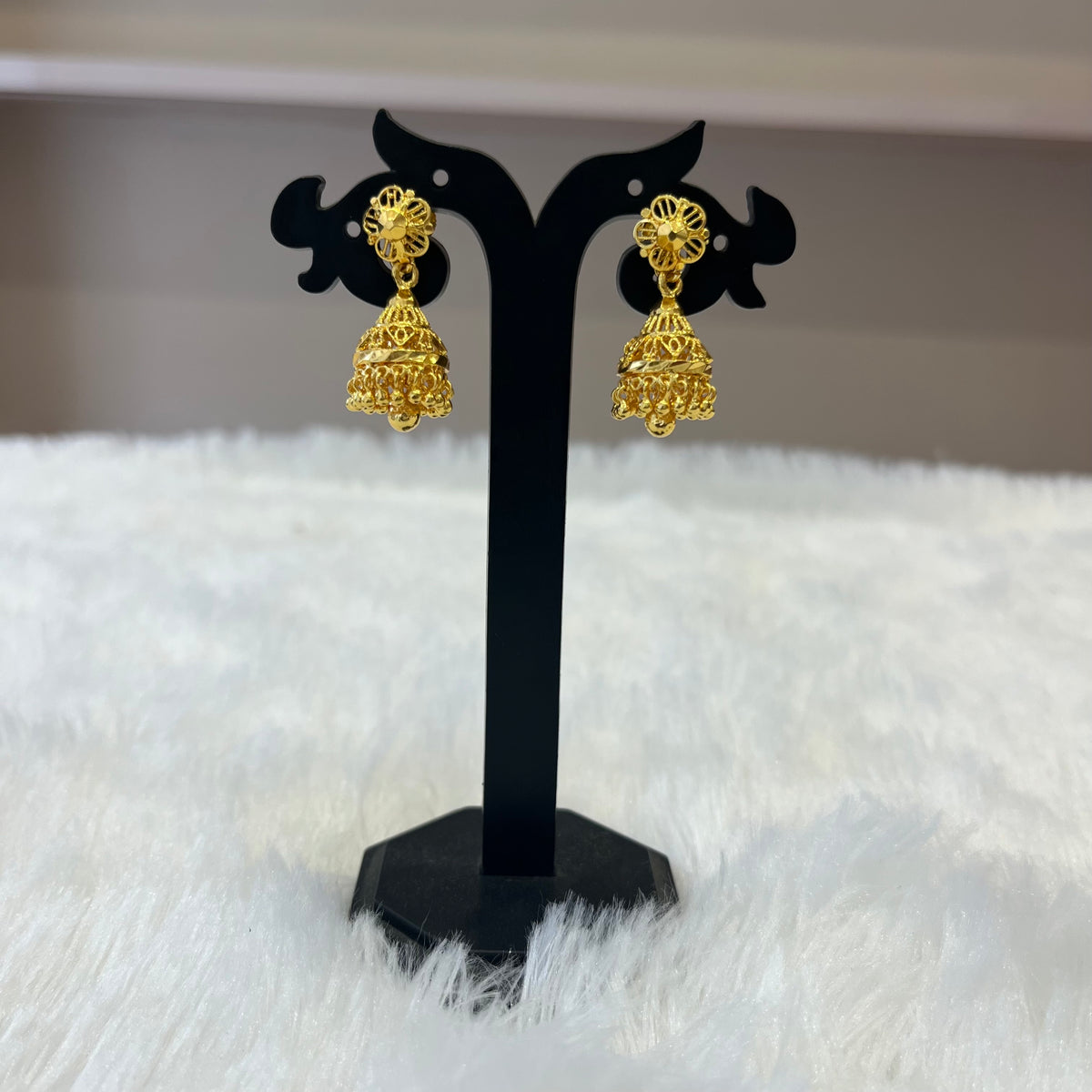 Gold Jhumka - JHG0076
