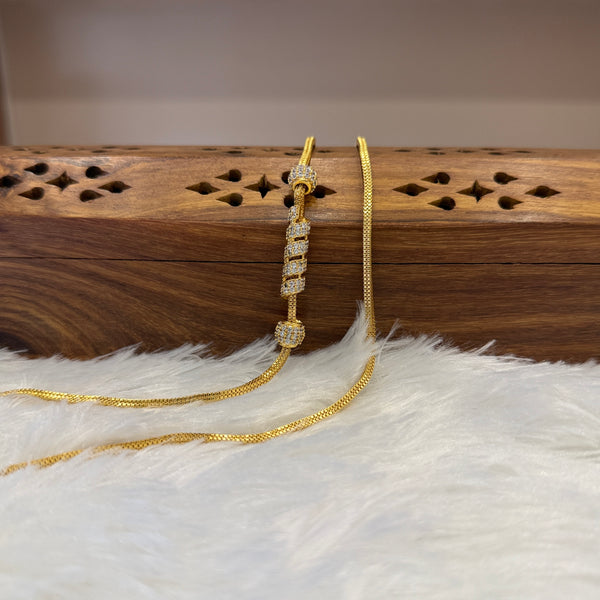 Gold Mugappu Chain Stone
