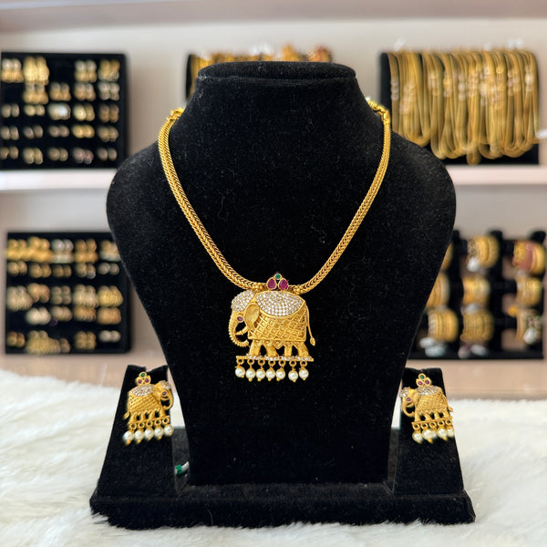 Gold Choker
