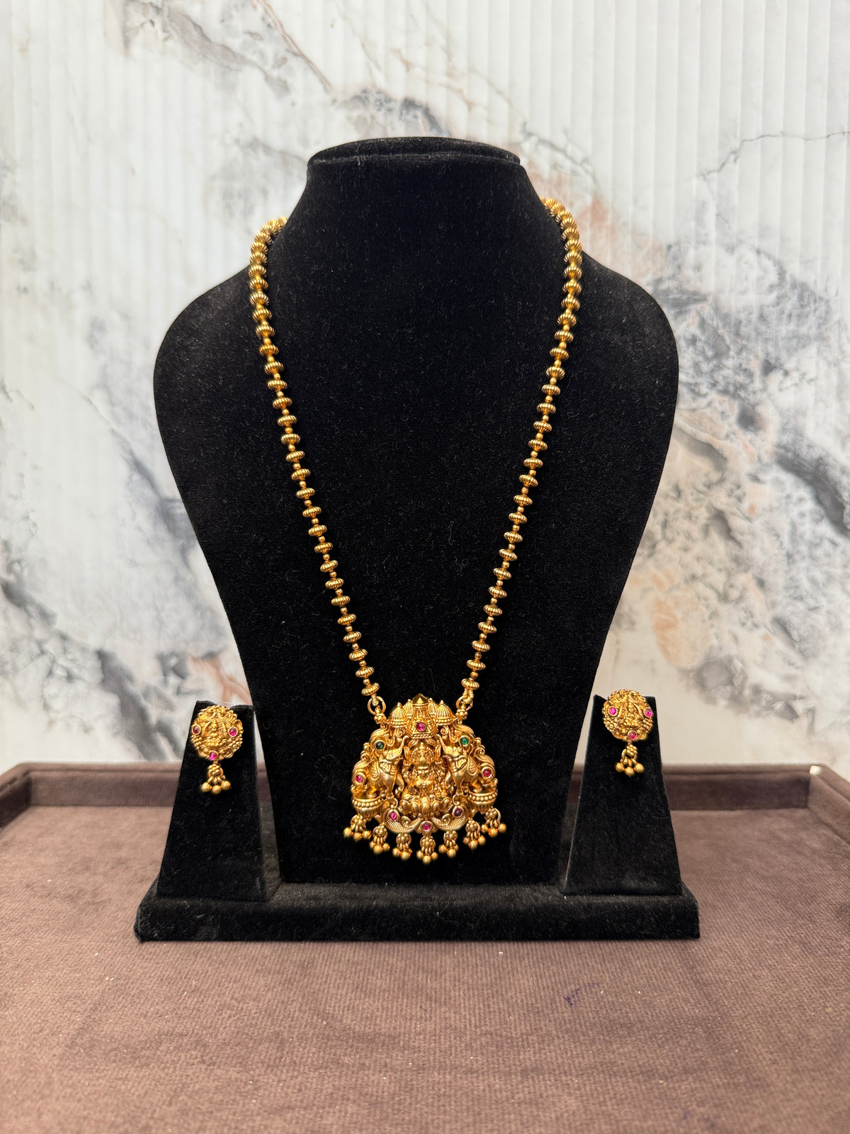 Budget Antique Collections - Design 22