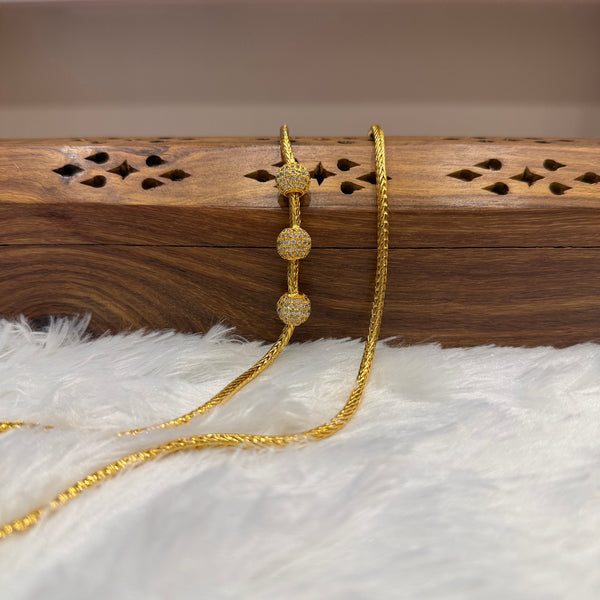 Gold Mugappu Kodi Stone