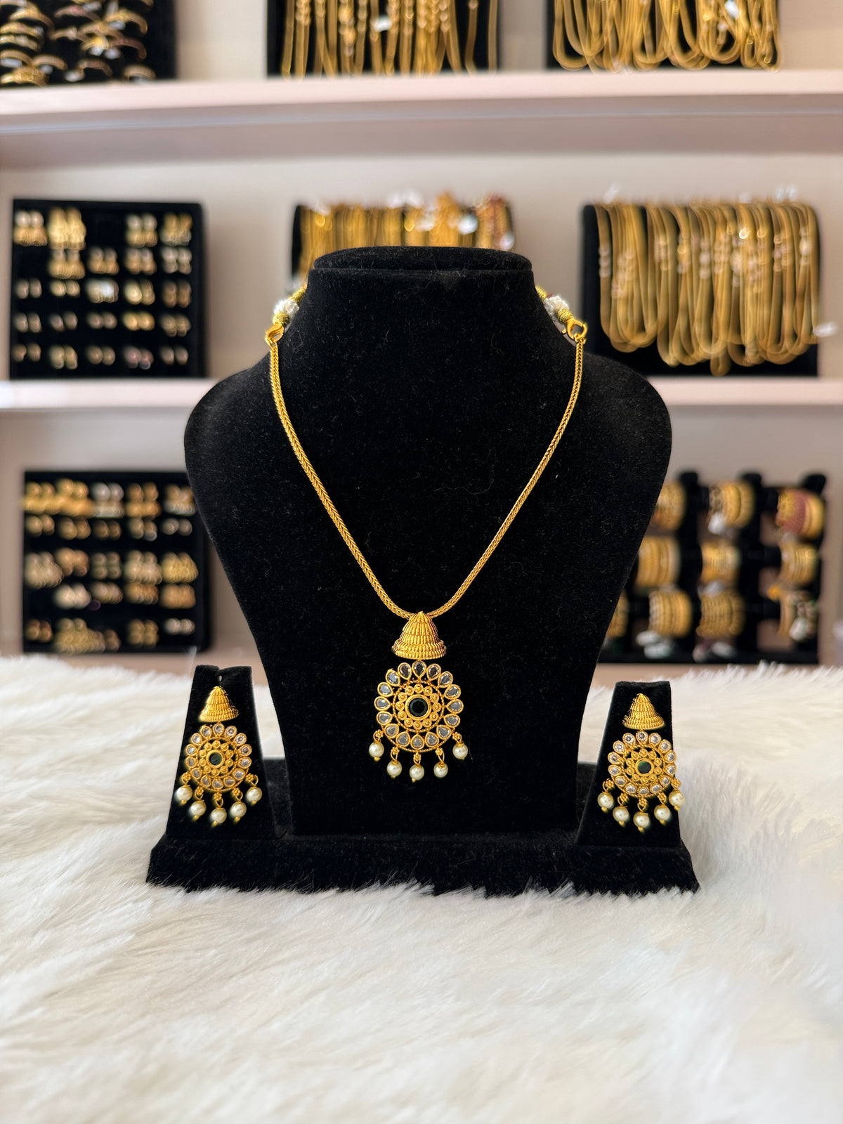 Gold Choker