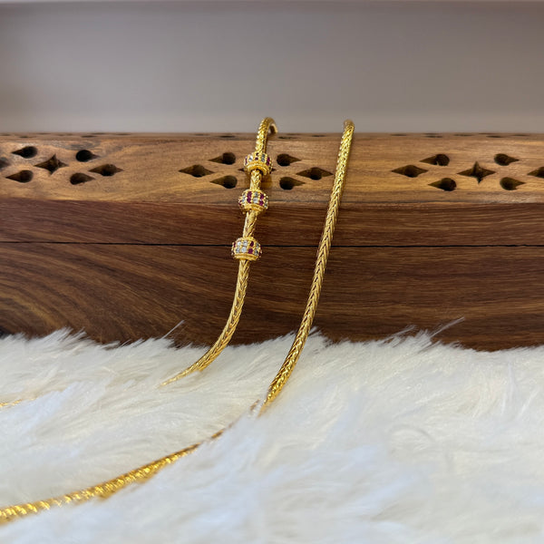 Gold Mugappu Kodi Stone